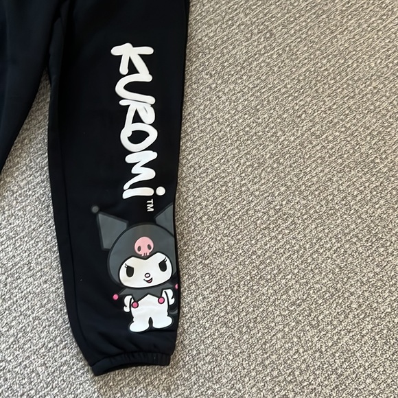 Kuromi Black Sweatshirt Sweatpants Set Sanrio Hello Kitty My Melody Jogger Top M - Picture 3 of 9
